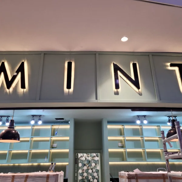 Mint Cafe O2 Arena Project